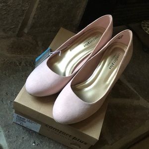 New Women’s Comfort Shoes